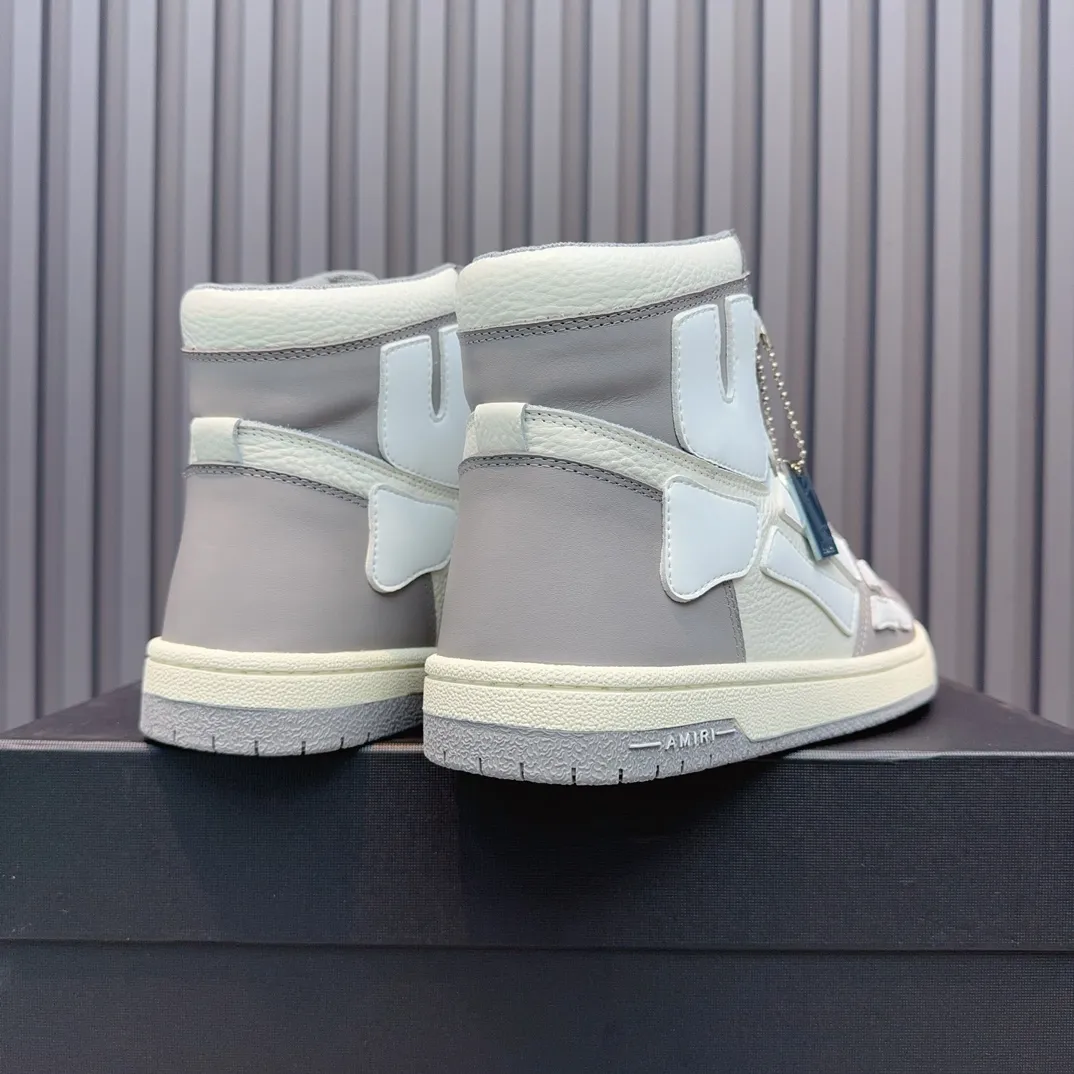 Men's shoes💰620💰 AMIRI AMIRI trendy brand hot sale🔥 Available all year round✅Couples💑 Official website synchronization Imported fabrics 1⃣️ratio 1⃣️Re-engraved, original factory special original sole, 35-45 (38.45. Non-refundable)
